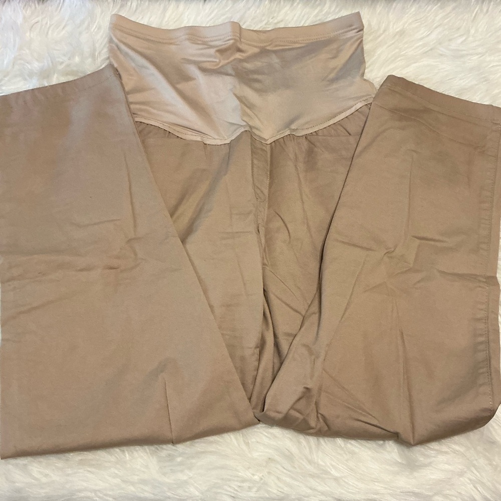 Belly By Design Maternity size large women’s pants